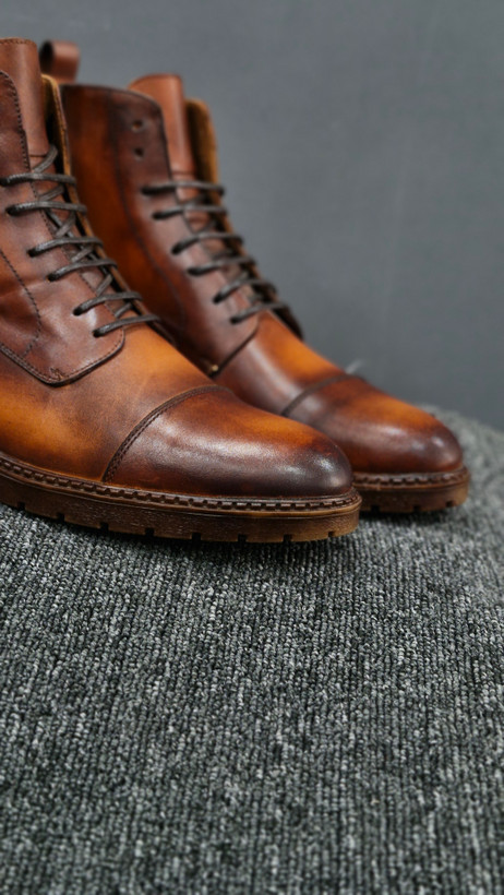 نیم بوت مردانه برند فیت بغل زیپ چرم طبیعی گاوی امکان خرید 4 قسطه با ترب پی